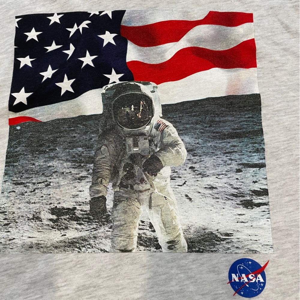 NASA Cropped Tee Size Small - Picture 3 of 4
